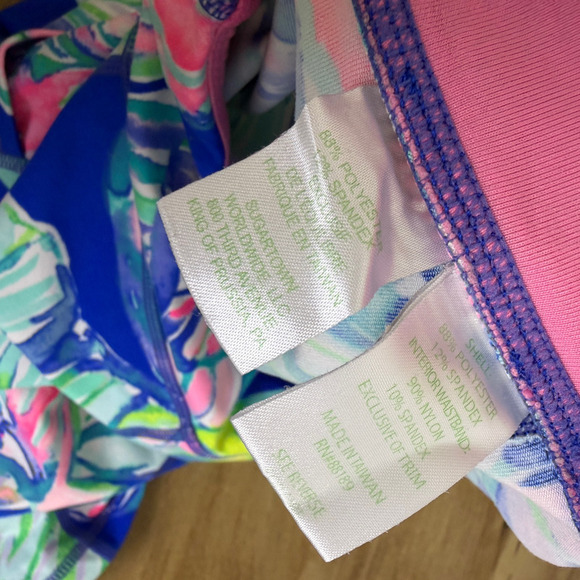 Lilly Pulitzer Luxletic Casa Del Sol Weekender Leggings Small Blue Floral Crop - Picture 11 of 11